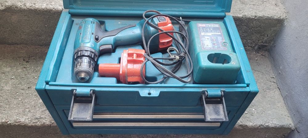 Wkrętarka makita 12v