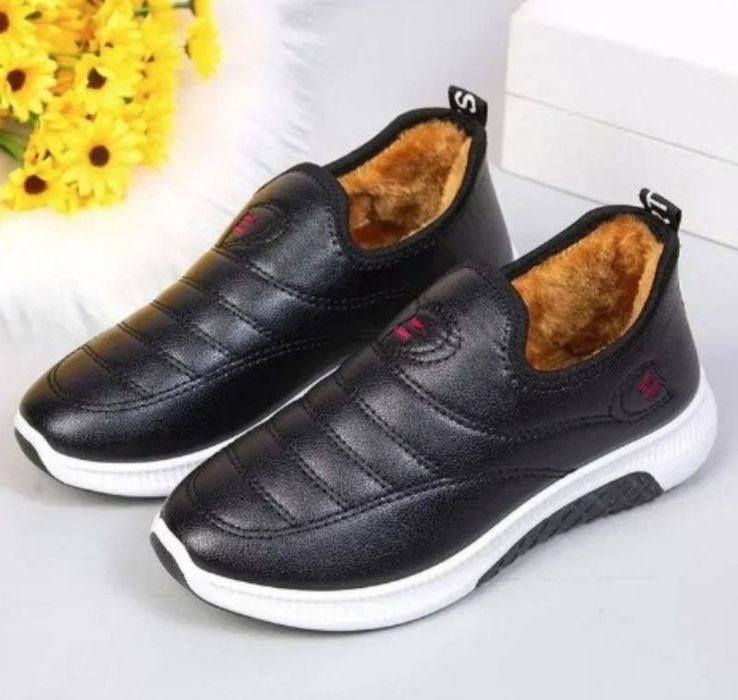 Жіночі утеплені зручні сліпони 38 р.