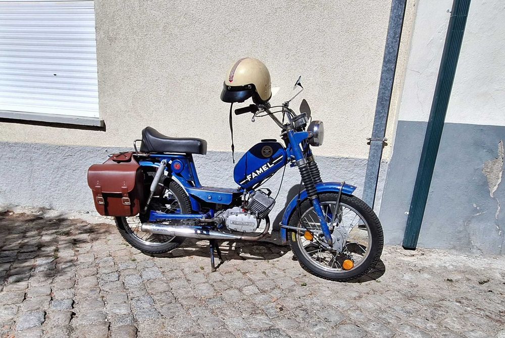 Motociclo famel Zundap a pedais