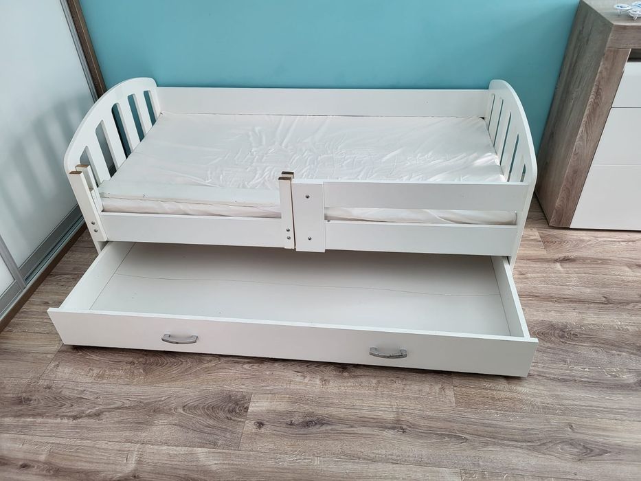 Łóżko dla dziecka z szufladą