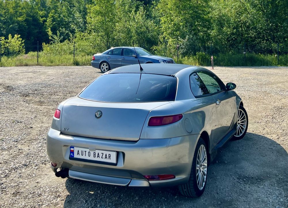 Alfa Romeo GT 1.9 JTD * Skóry * Klima * 2010 * Alu * Bose * Zadbana