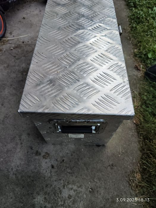 Skrzynka aluminiowa narzędzia