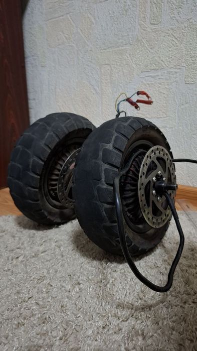 Мотор колесо на електросамокат  ПРОДАЮ ТЕРМІНОВО домовимось про ціну
