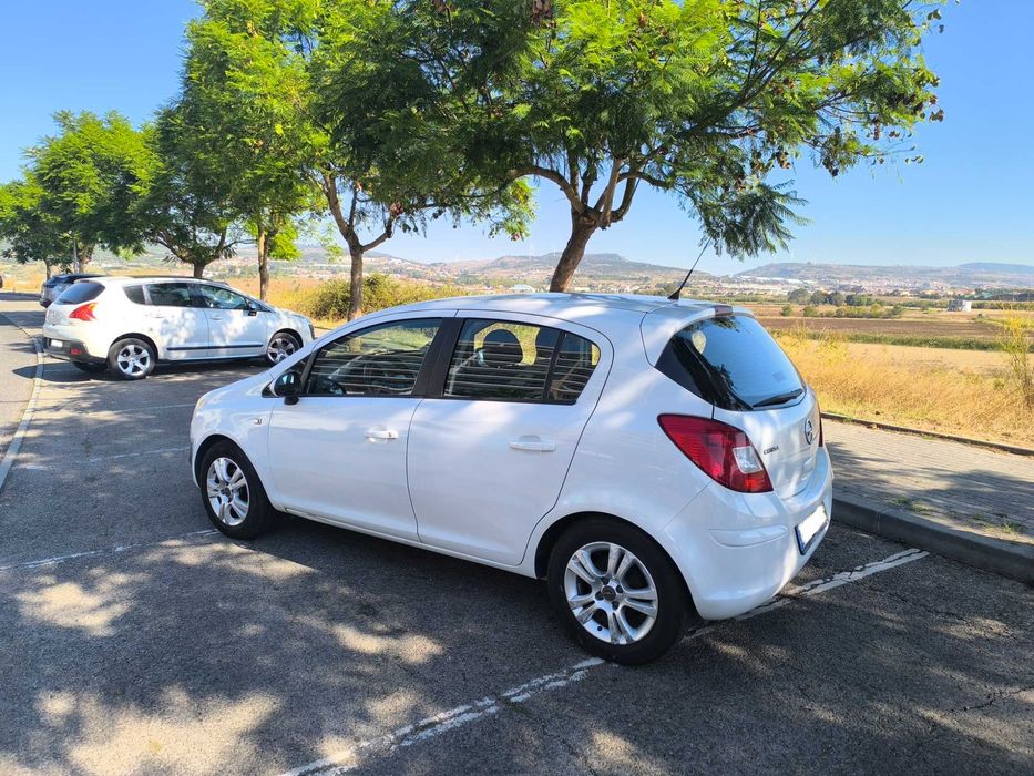 Opel Corsa 1.2 Gasolina  2011  Nacional Ar Condicionado