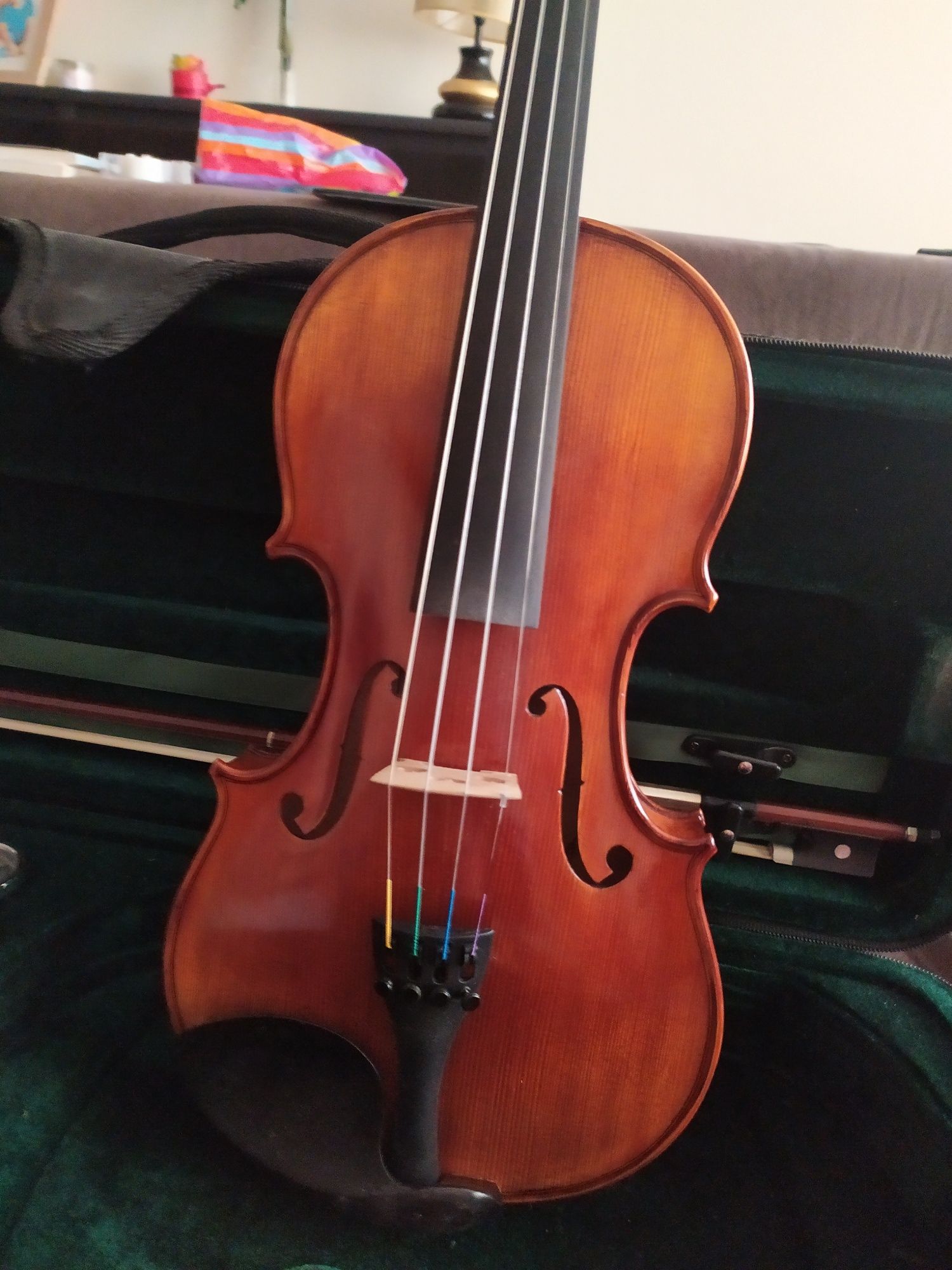 Violino 4/4 em bom estado