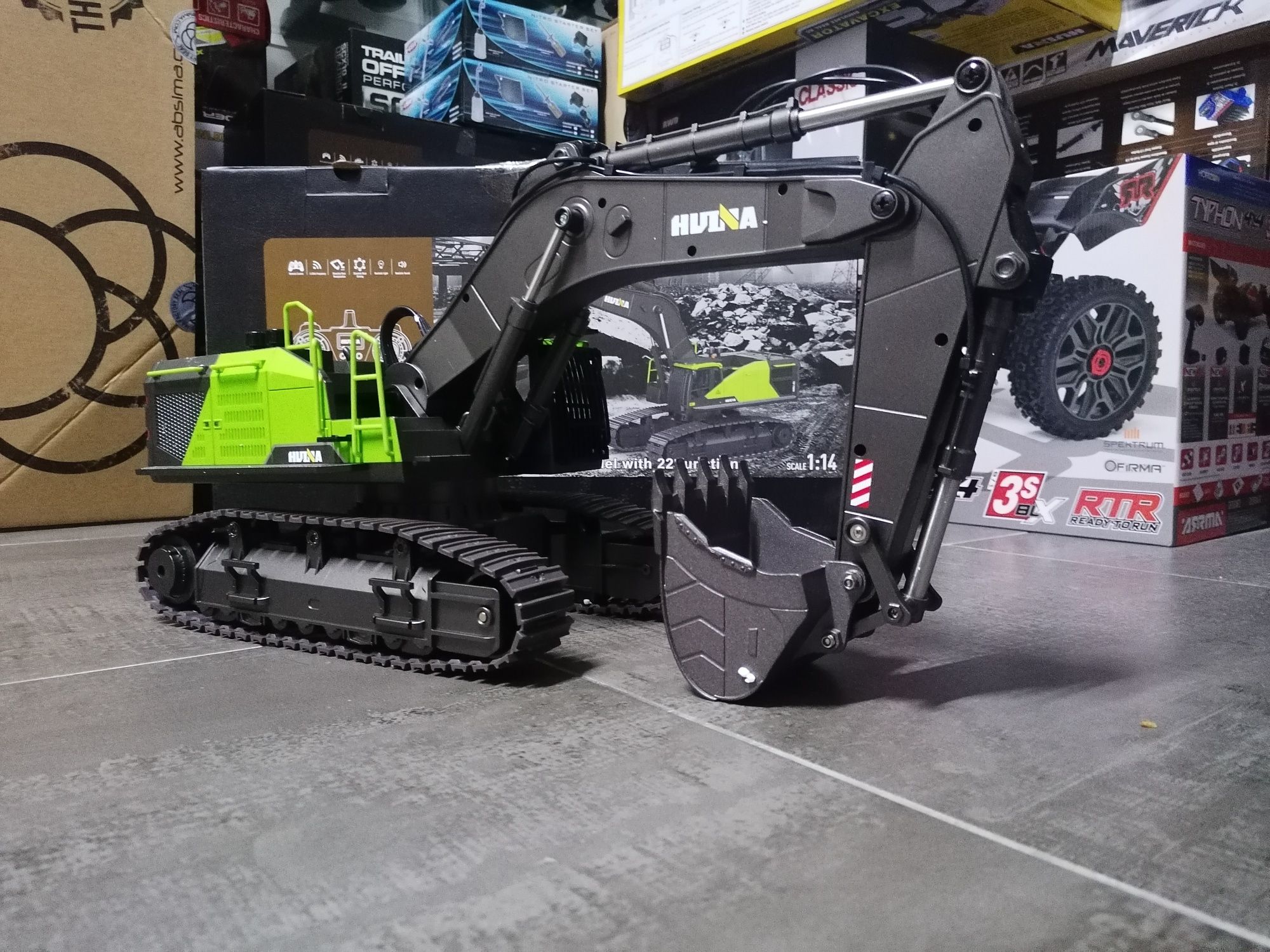 Máquina rc giratória huina