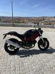 Ducati Monster 695 (TODA ORIGINAL)