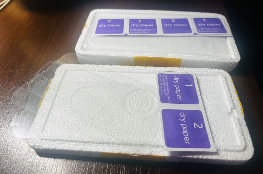 ochronne szkło na iPhone 13 mini
