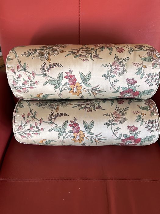 Almofadas  em seda  natural, para sofa ou cadeiras