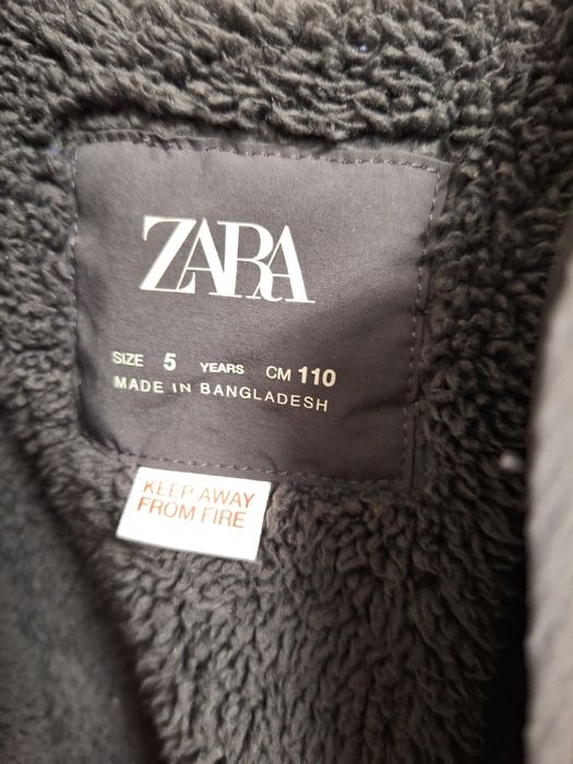 Демісезонна куртка Zara 110 розмір, 4-5 роки