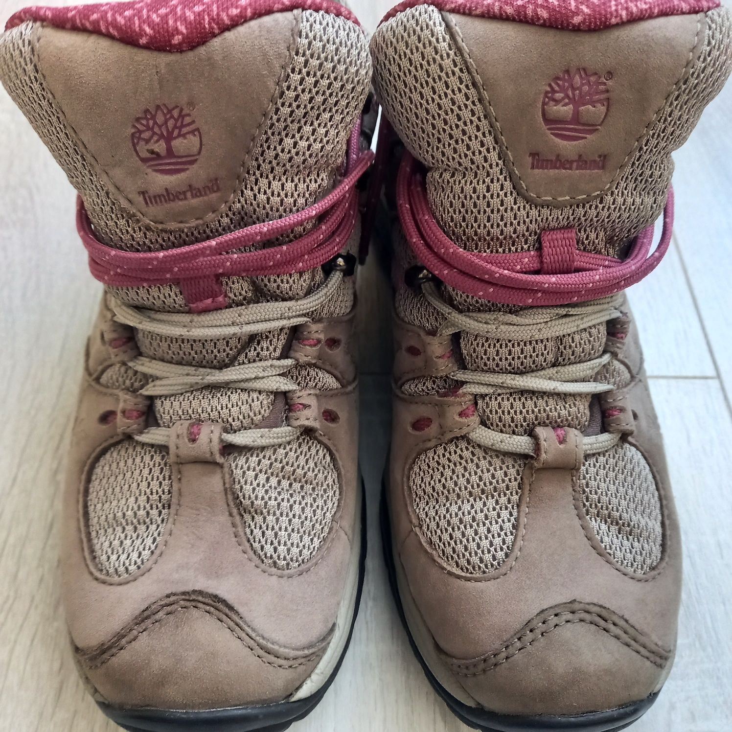 Timberland трекінгові черевики жіночі нові підліткові