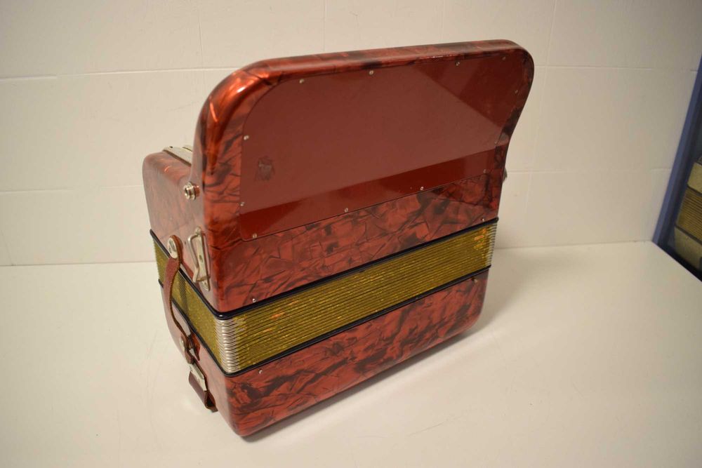 Acordeao Hohner Amati 2 Voz 48 Baixos, N 05