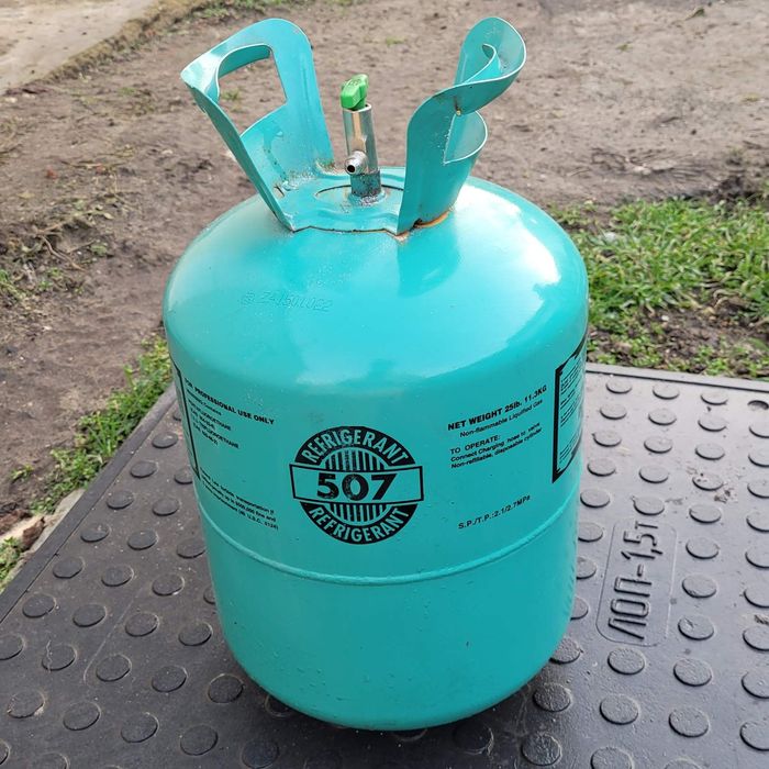 Пустые балоны из под фреона