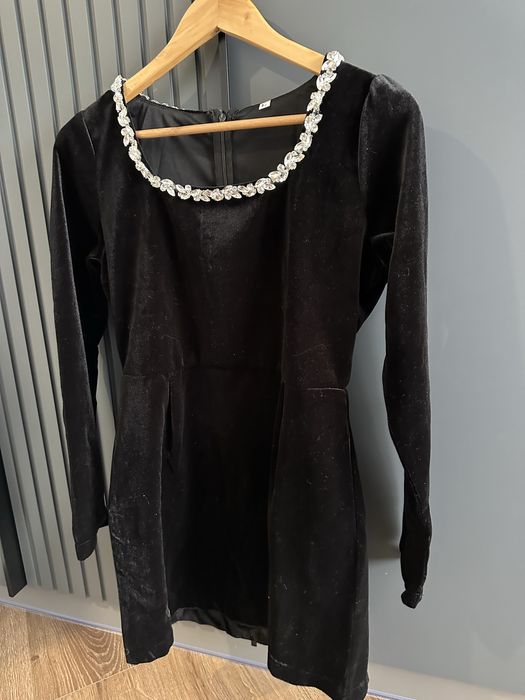 Жіноча бархатна сукня розмір L