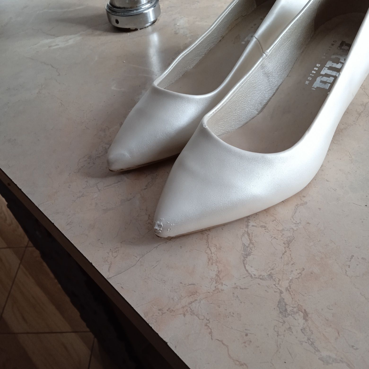 Sprzedam buty damskie