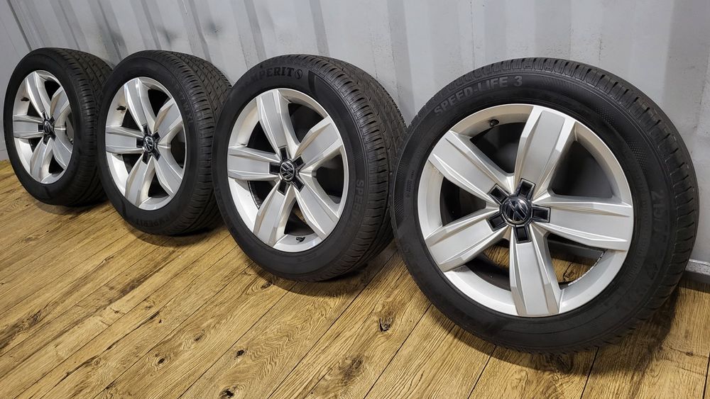 Felgi Vw 17" 5x112 z oponami 215/55 R17 Passat B8 B7 T-Roc Arteon
