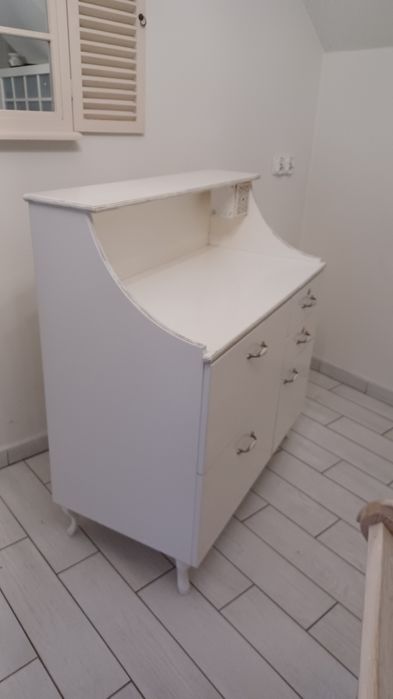 Recepcja , lada fryzjer,kosmetyka,butik
