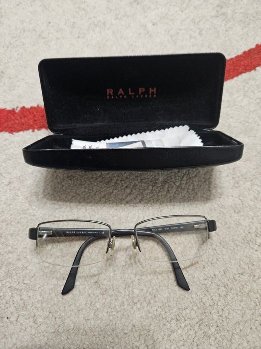 Óculos graduados (Ralph Lauren) como novos

Oculos masculinos.
Graduaç