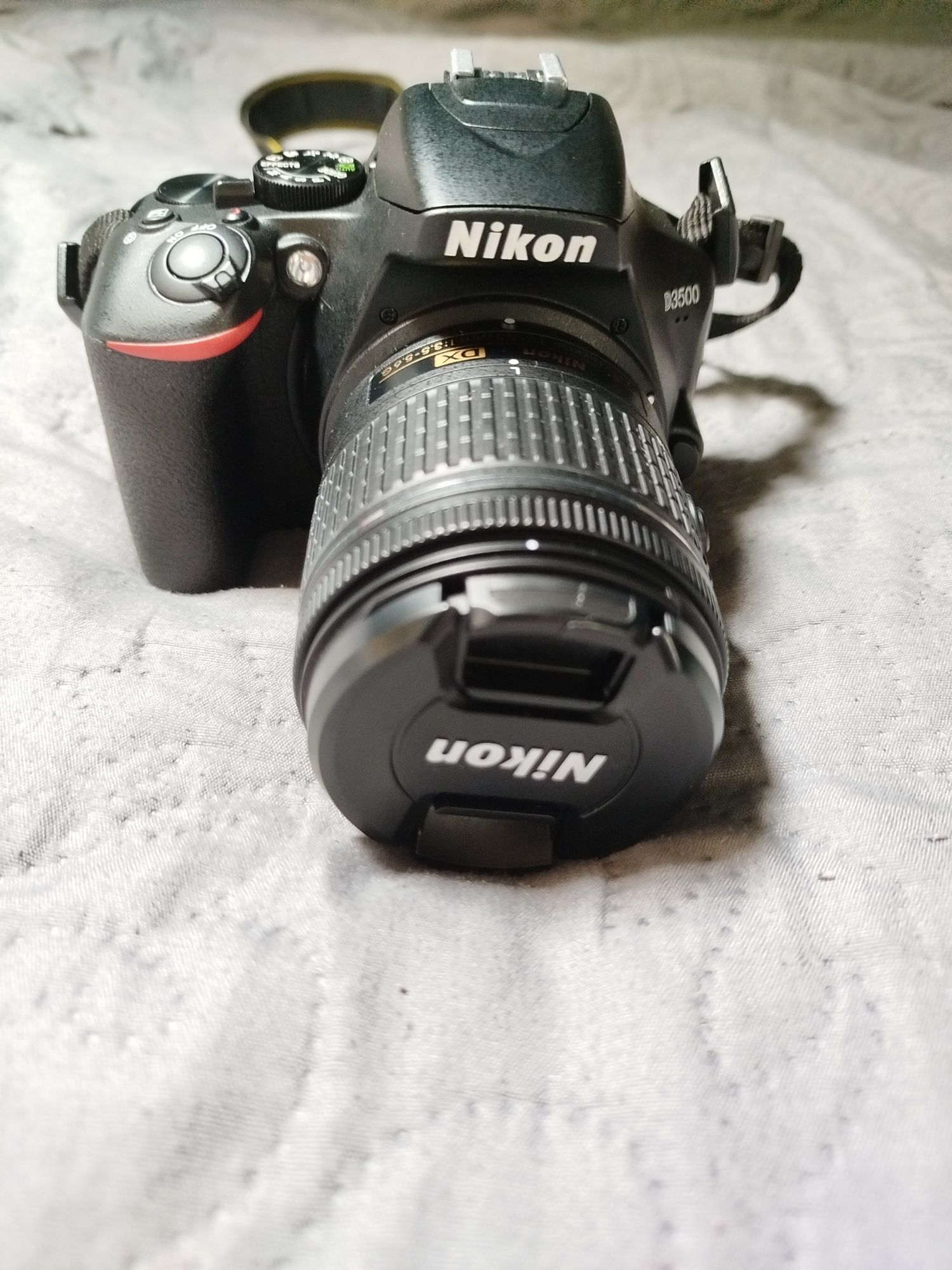 Nikon D 3500 + obiektyw + torba