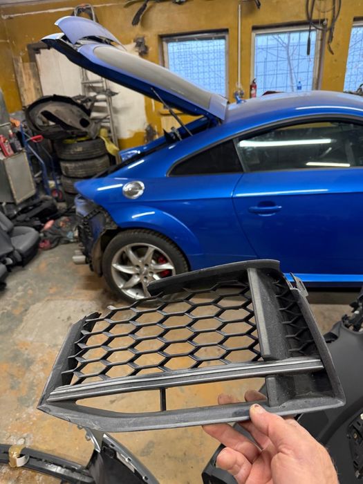 Kratka Audi TTS- uszkodzona