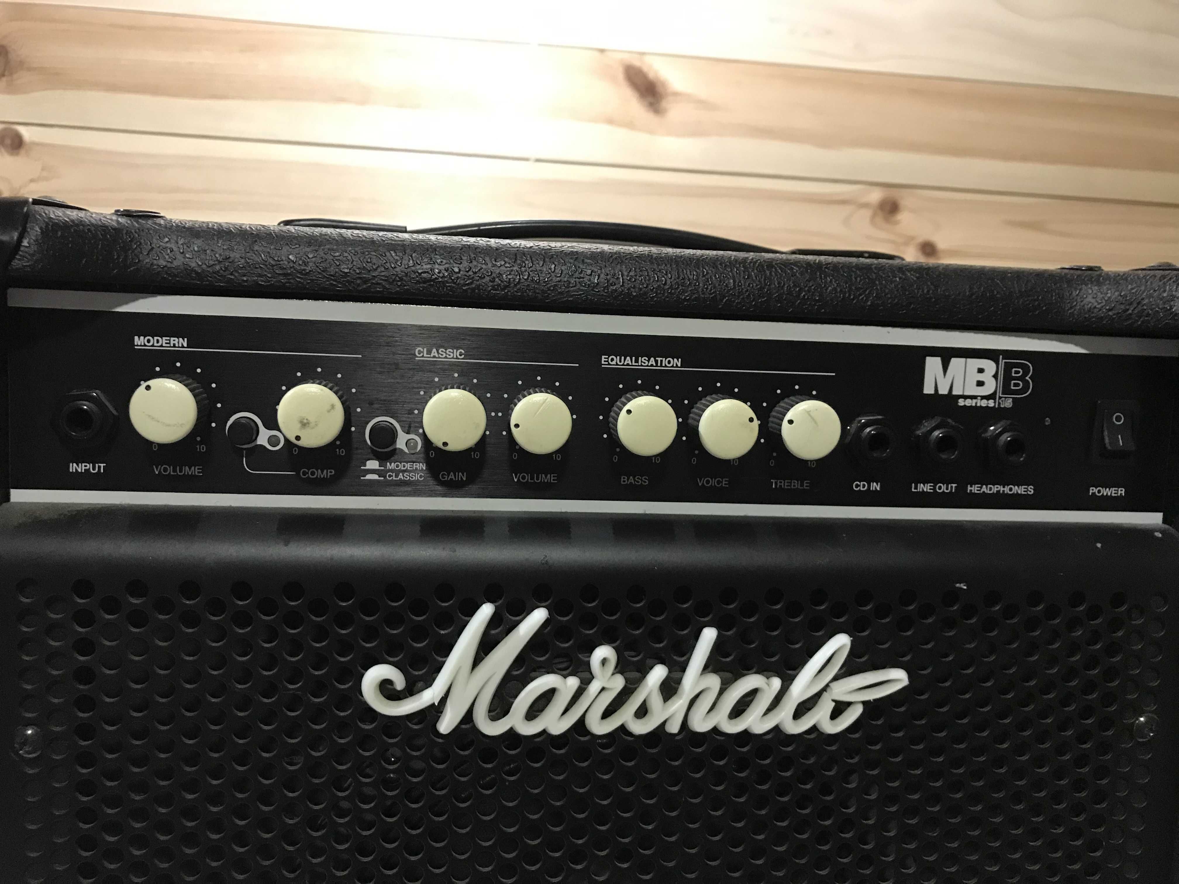 Басовий Комбопідсилювач Marshall MB15