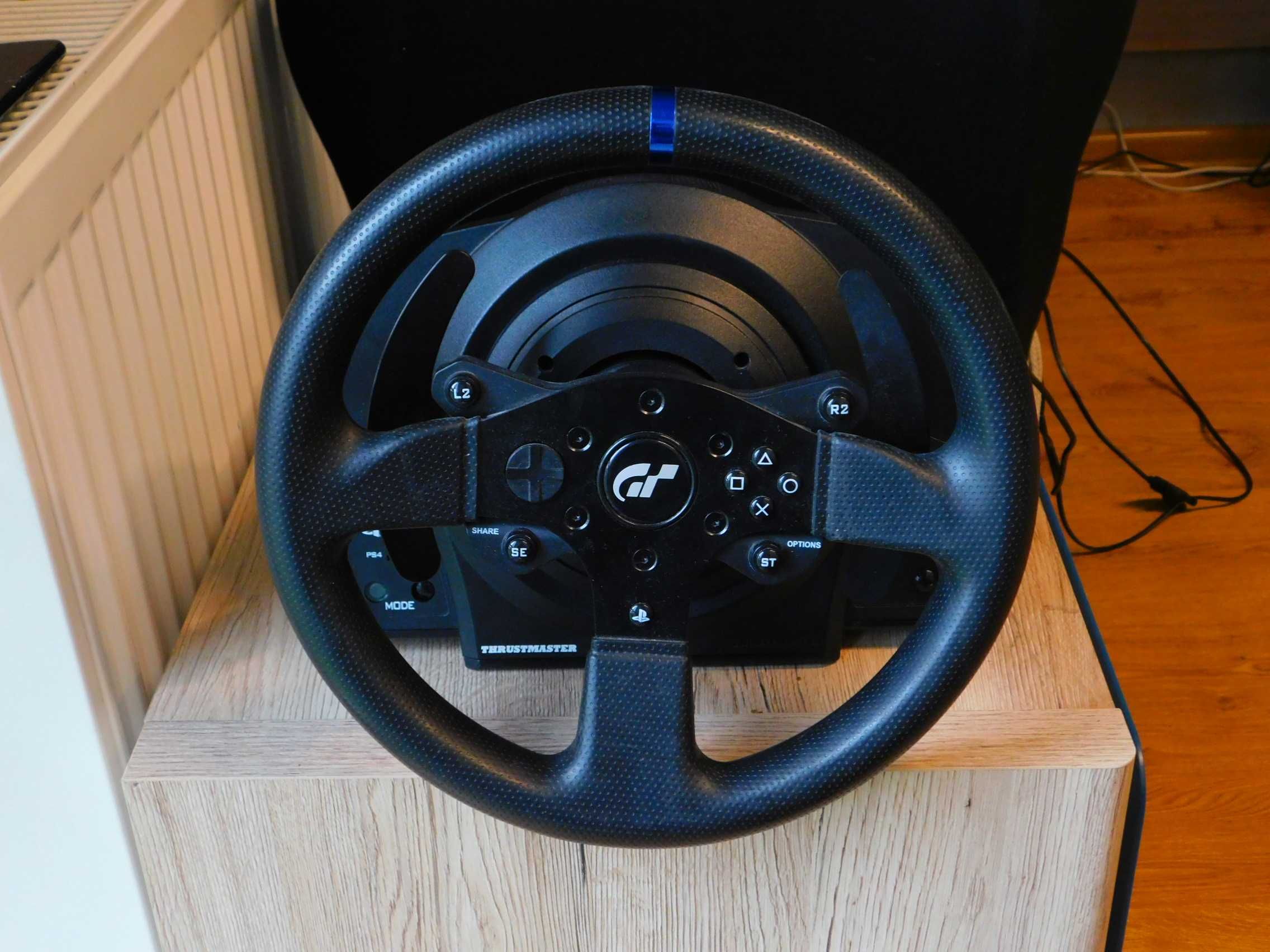 Baza kierownicy do gier Thrustmaster t300 rs