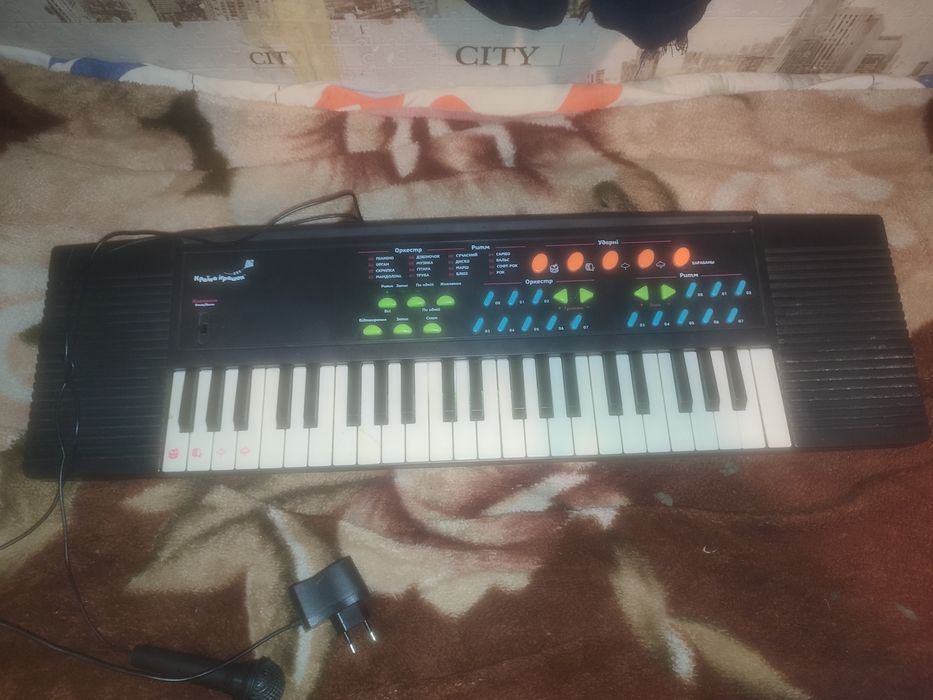 Електронний синтезатор Країна іграшок Орган