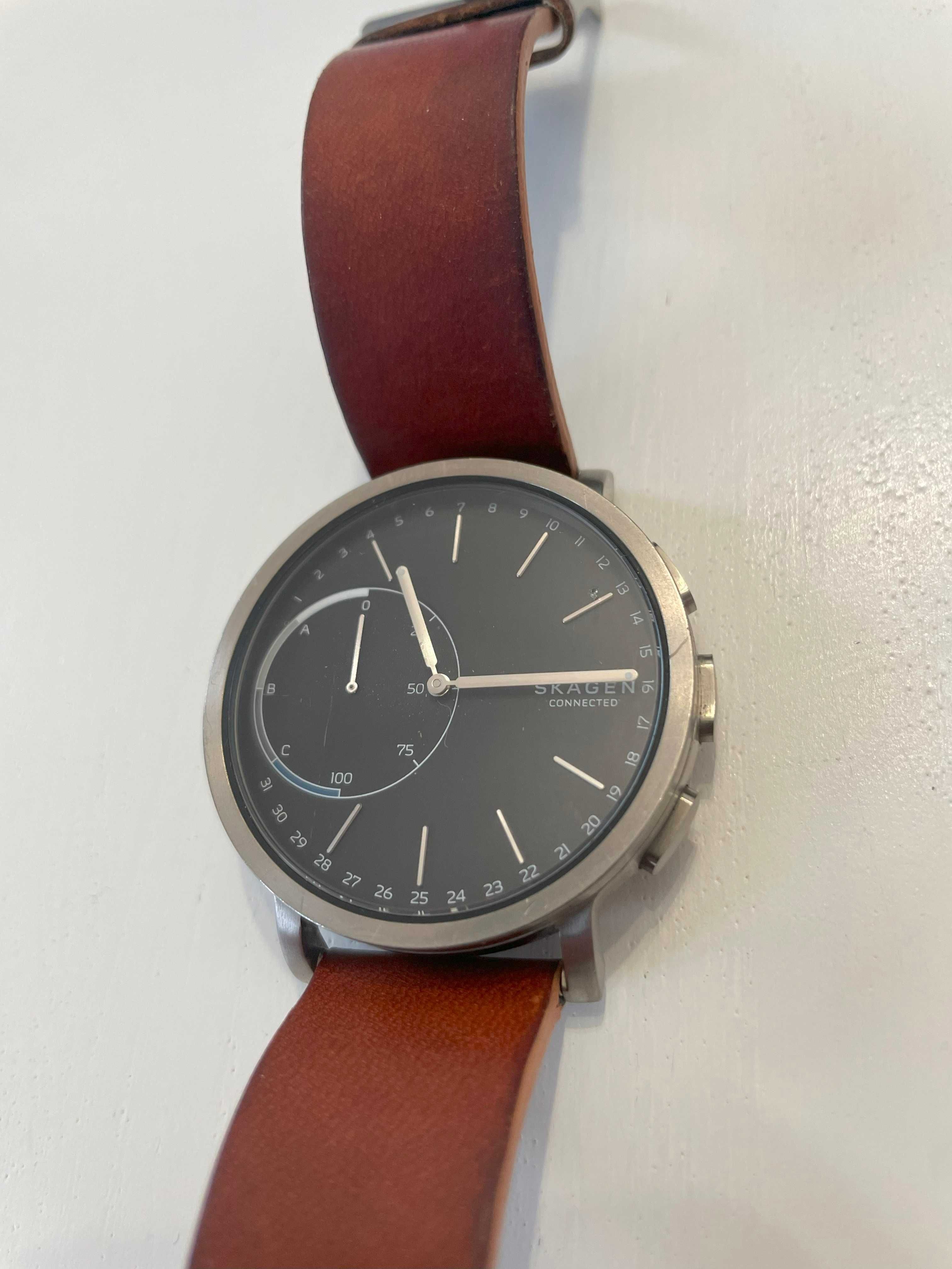 Zegarek Skagen, smartwatch hybrda, tytanowy, skórzany pasek