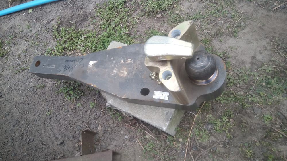 Nowy zaczep kulowy k80 Claas