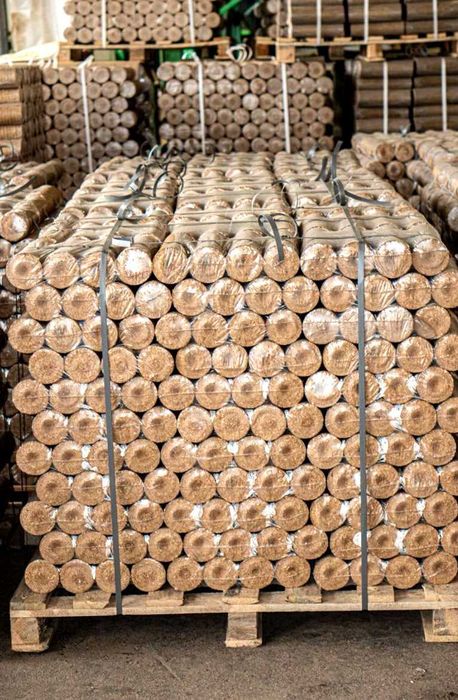 Еко-брикети PINI KAY, RUF, NESTRO і пелети — безпечне тепло для сім’ї