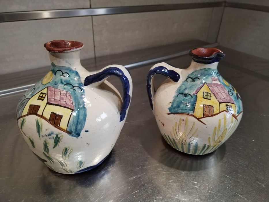 Loiças decorativas muito bonitas.