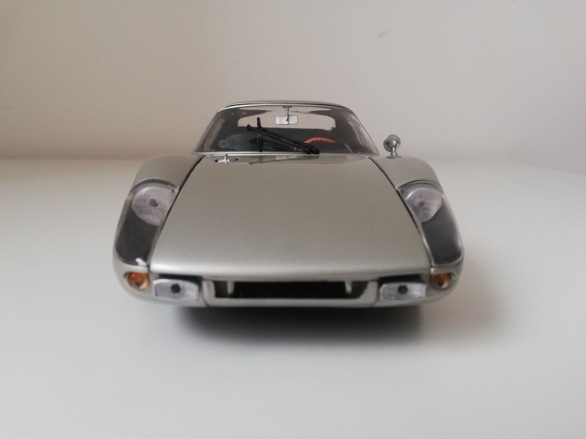 Porsche 904 GTS 1:18 Minichamps