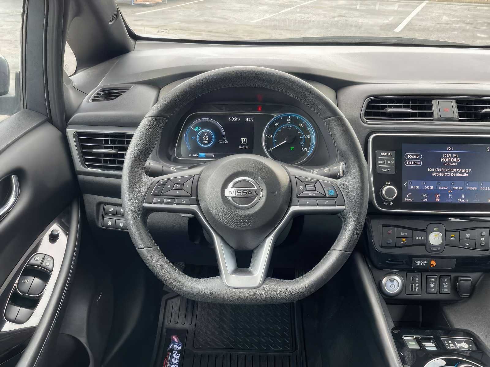 2022 Nissan LEAF SL PLUS