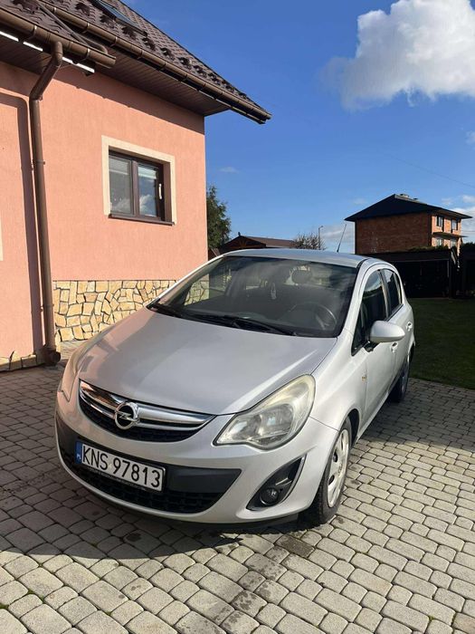 Opel corsa 2011 1.2