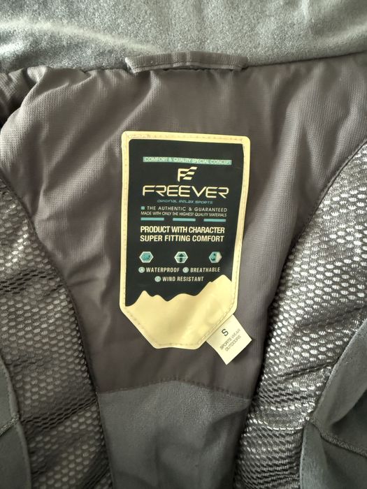 Лижний костюм жіночий IcePeak