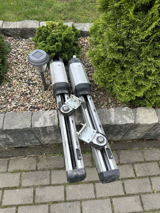 BFT PHOBOS BT B40  Napęd do bram skrzydłowych  - 4m/500kg