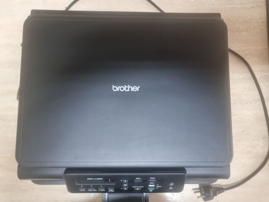 Impressora Multifunções Brother