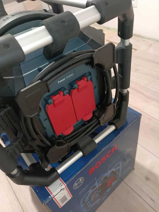 Radio FM/Bluetooth Bosch Professional GPB 18V-5 SC