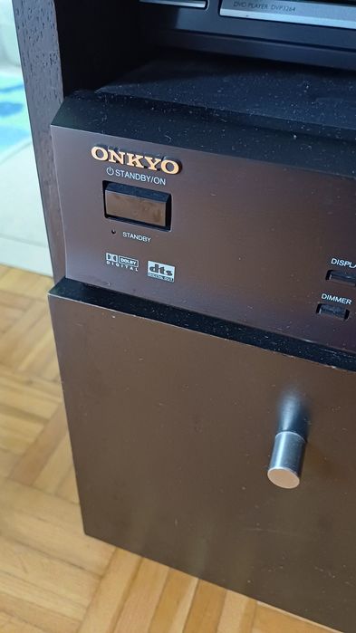 DVD player ONKYO antigo