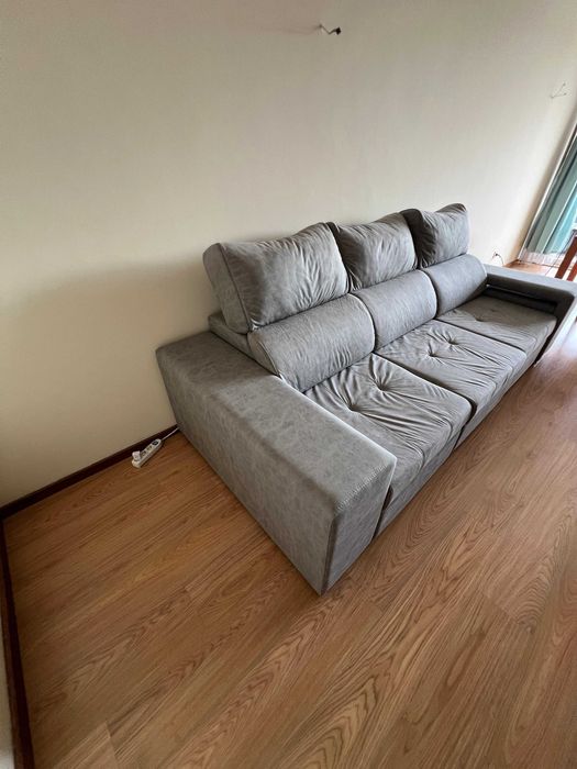 Sofá Chaise Long Reversível c/Cama Magia + 4 puffs NEGOCIÁVEL