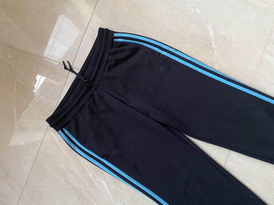 Fajne sposnie dresowe damskie-M-Adidas