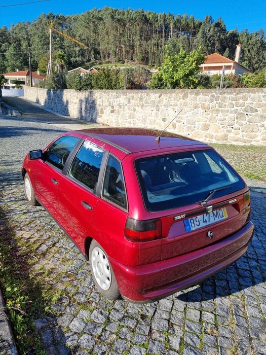 Vendo SEAT Ibiza 6k 1.0 a gasolina (Ver descrição)