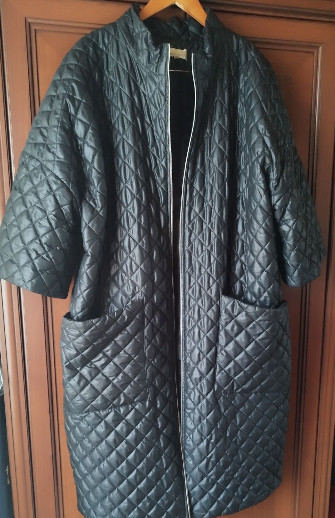 Пальто-куртка-удлиненный жилет р.56-58