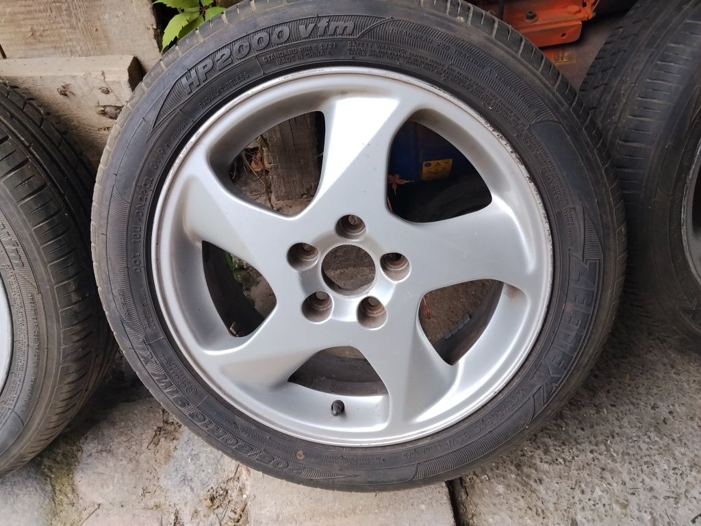Koła wiatraki Volvo V70, 850