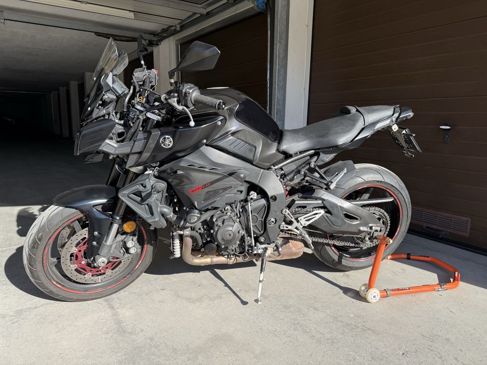 Yamaha MT-10 2016 rok Abs, kontrola trakcji, mapy silnika.