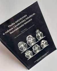 Osoba autystyczna w rodzinie i środowisku lokalnym - Książka