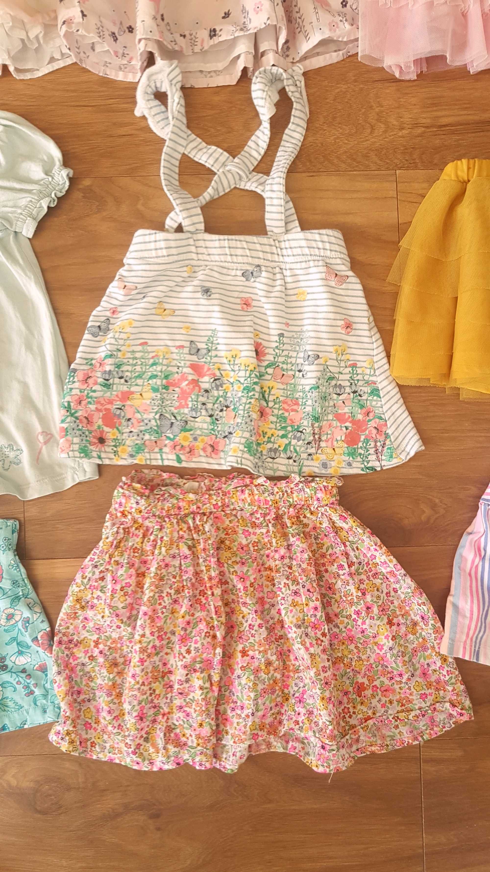 Paka ślicznych ubranek dla dziewczynki, rozmiar 86/92, perełki, H&M,