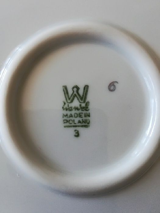 3 półmiski: 2 okrągłe i 1 owalny