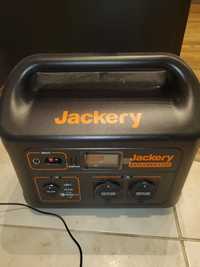 Продам зарядное станцию Jackery explorer 1000