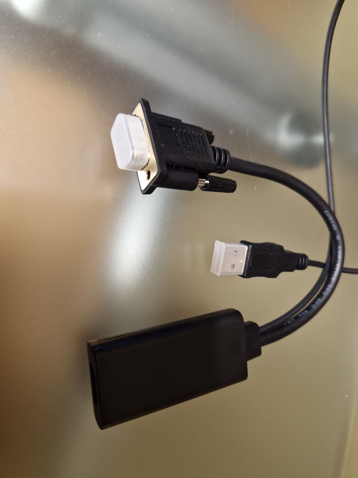 Przejście z HDMI na VGA